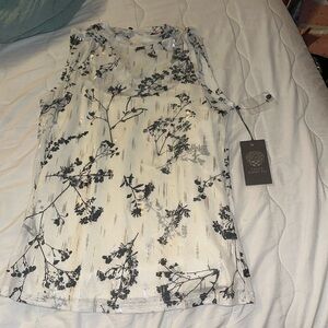 Vince Camuto sleeveless top- sheer with cami under size small